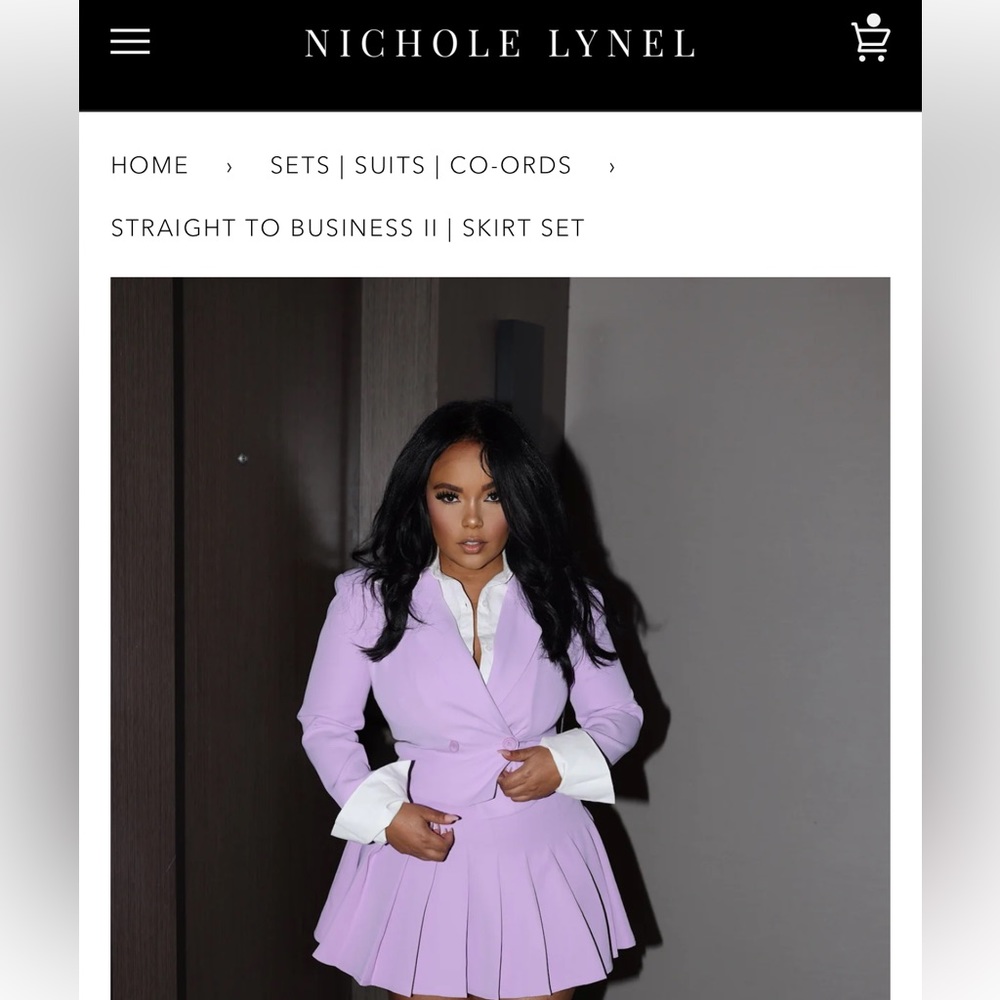 This is a beautiful jacket & skirt set!!!